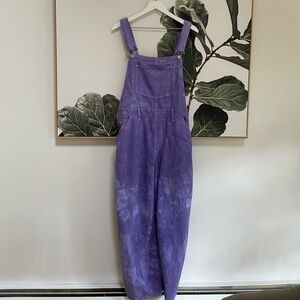 Levi’s custom overalls size large.